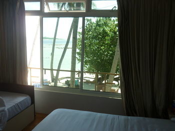 Hotel Batuta Maldives Surf View Thulusdhoo Zewnętrze zdjęcie